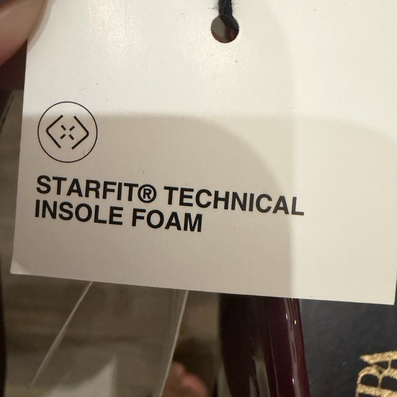 ZaraWomen’s Glossy Merlot Slip-On Loafers NWT Size 8 - Picture 4 of 6